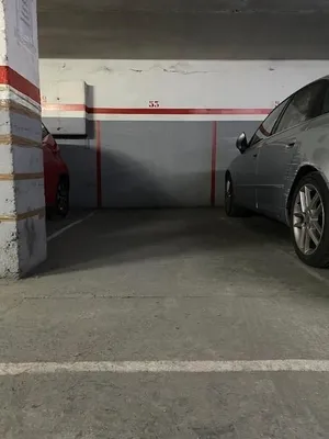 PARKING en Santa Coloma de Gramanet Fondo